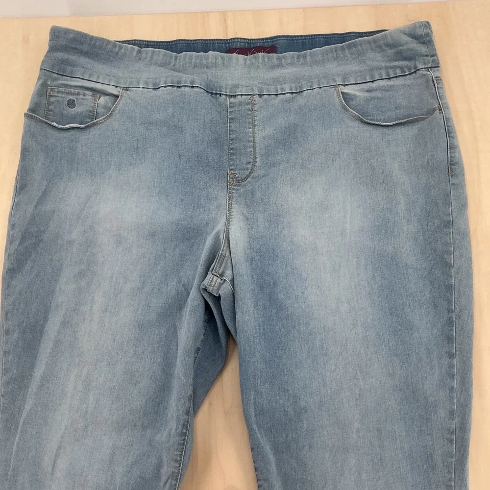 Gloria Vanderbilt Amanda Pull On Jeans Womens 26W Light Wash High Rise Tapered